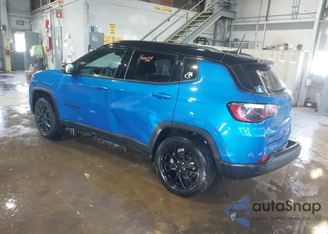 2022 Jeep Compass Altitude 4X4 from USA, damaged, VIN 3C4NJDBB9NT184745